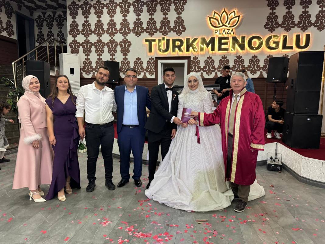 Merve ile Ali Can dünya evine girdi 1